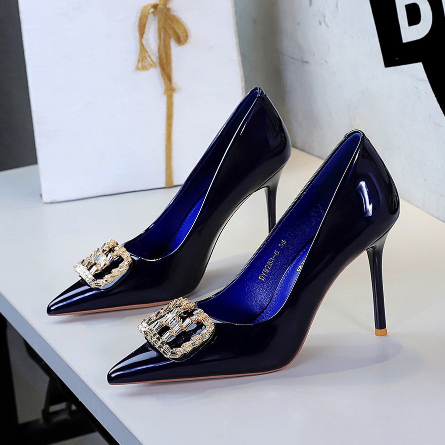 Court Heel Pointed - Sepatu Hak Tinggi Runcing Elegan BIGTREE,
