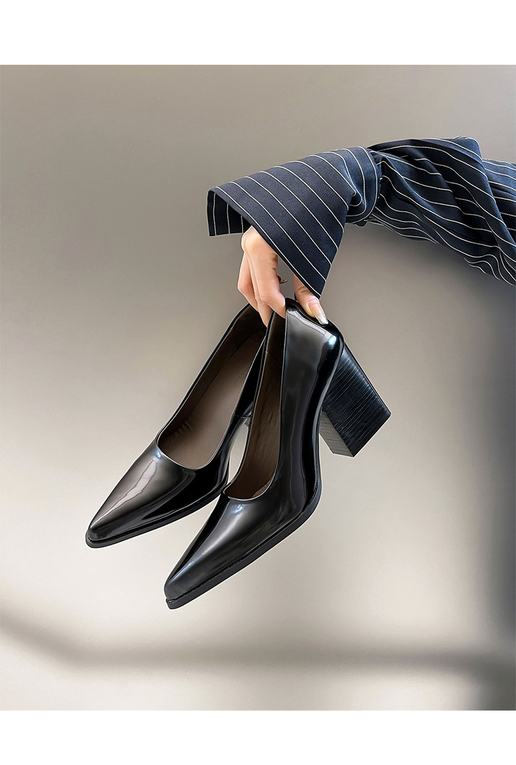 Sepatu Wanita Model Pumps 2026 - Court Heel Pointed ulasan dan harga