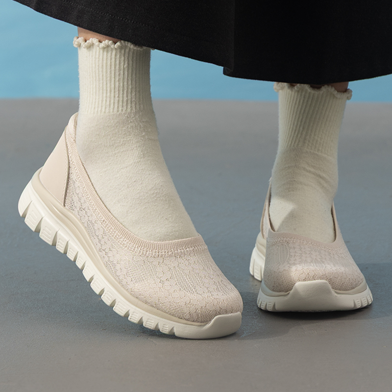 Sepatu Kets Wanita Skechers Se - Women Shoes Skechers ulasan dan harga